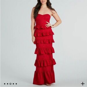 Windsor Formal Red Strapless Dress s